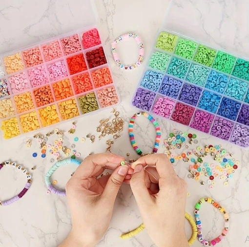 Moncouleur KAROLIŲ RINKINYS PAPUOŠALŲ GAMINIMAS