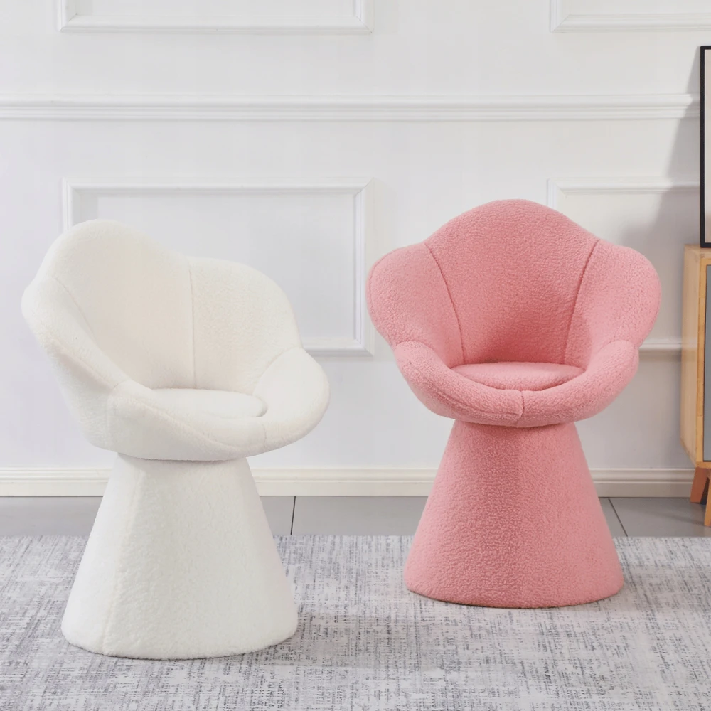 Monovo Rožinė minimalistinio dizaino kėdė Lamb Boucle Teddy JASMINE