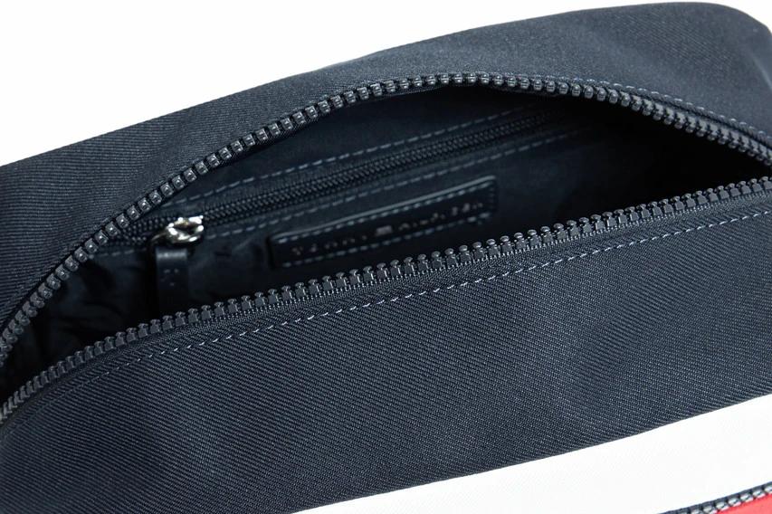 Moteriška kosmetinė Tommy Hilfiger TH SIGNATURE Washbag, tamsiai mėlyna AM0AM07293 DW5