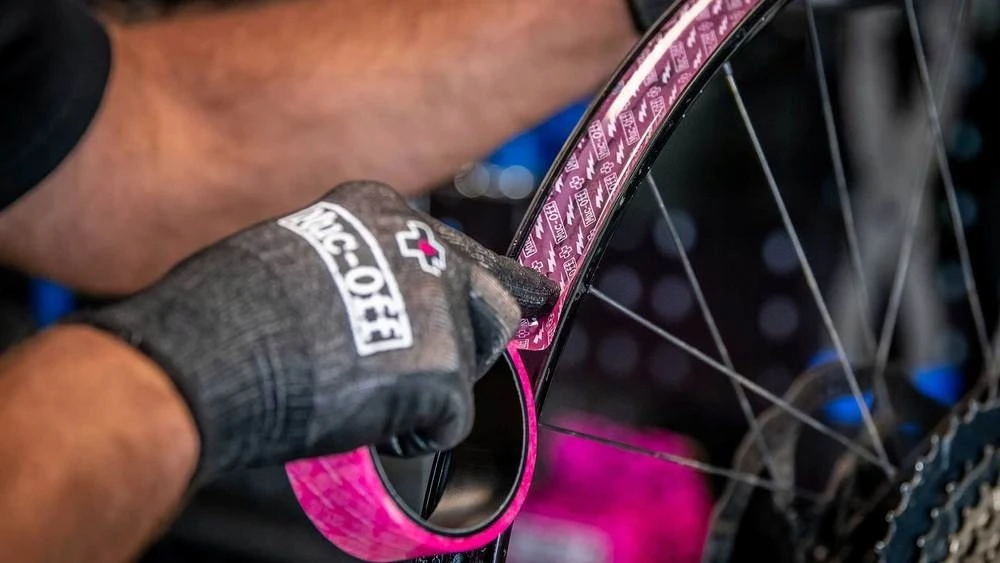 Muc-Off Tubeless ratlankio juosta 10m x 35mm