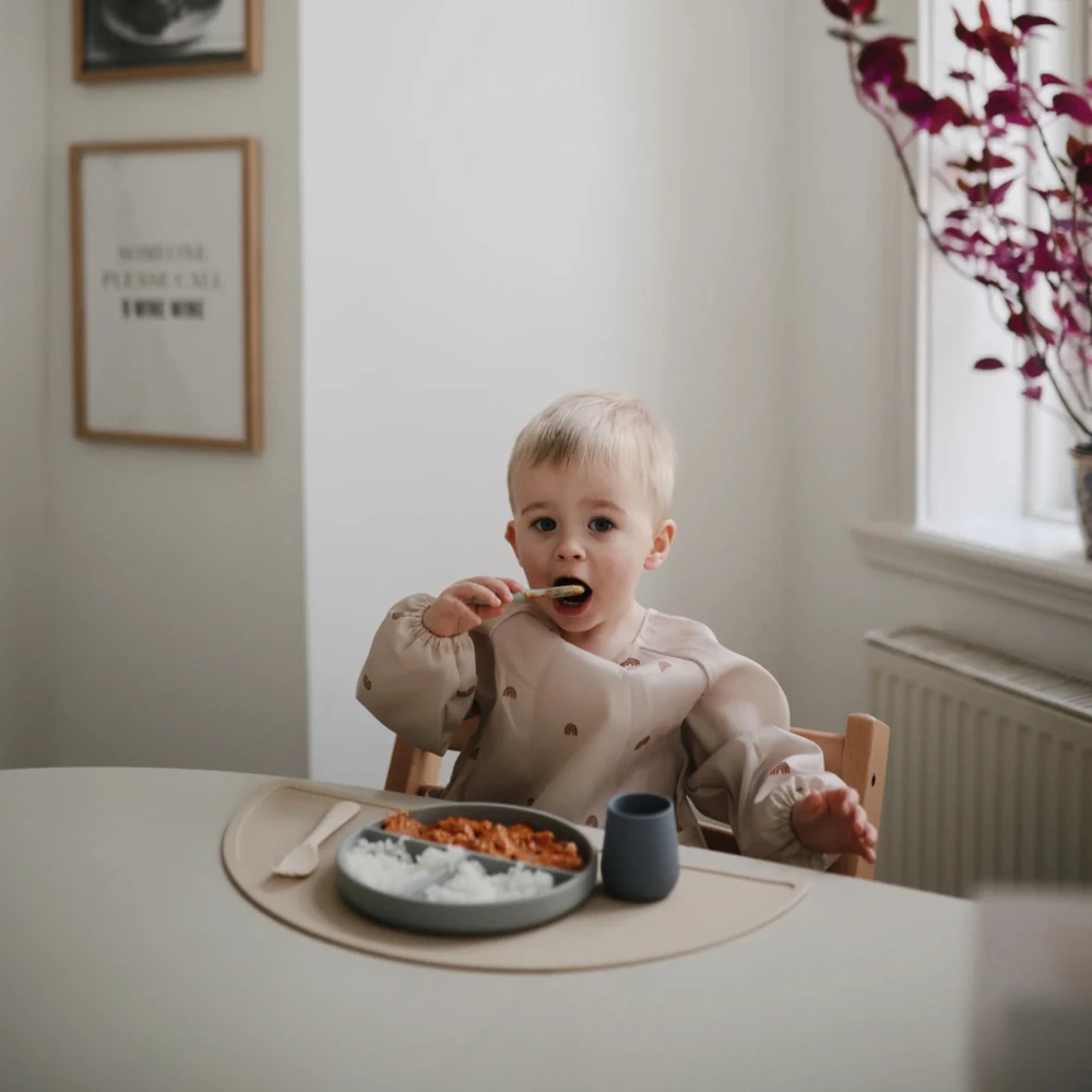„Mushie First Baby Spoons“ 2 pak. – „Tradewinds“ / „Shifting Sand“.