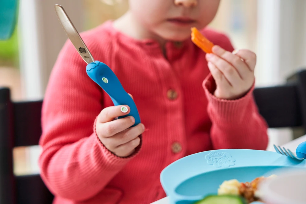 Nanas Manners 3 STAGE TEAL Mėlynas Stalo įrankiai 3-9 m