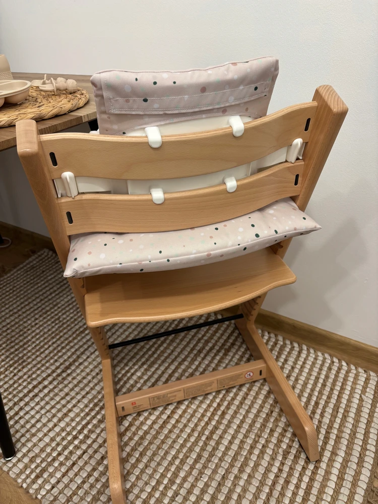 Neperšlampamos pagalvėlės Stokke Tripp Trapp 2in1, smėlio spalvos taškeliai