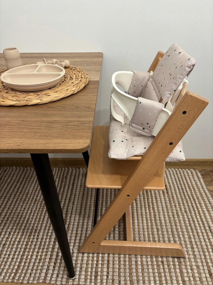 Neperšlampamos pagalvėlės Stokke Tripp Trapp 2in1, smėlio spalvos taškeliai