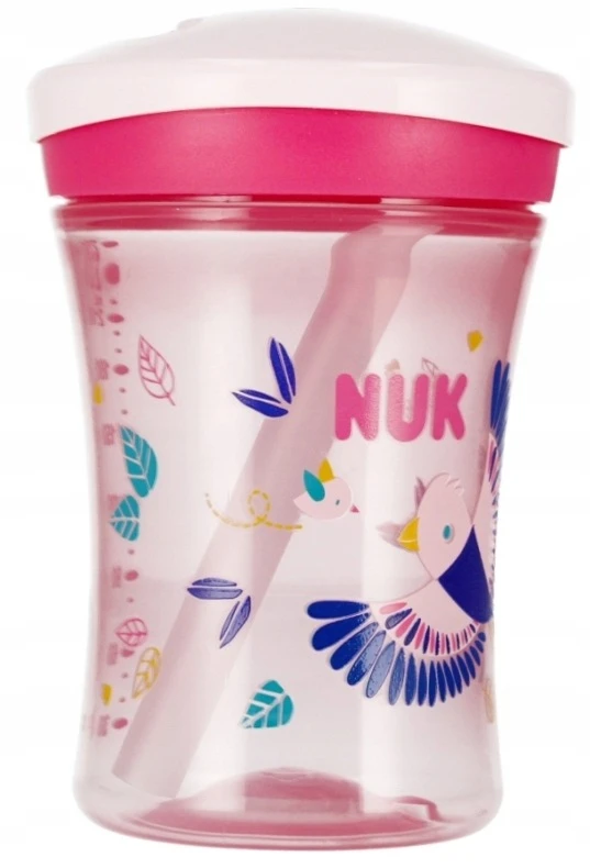 Nuk Action Cup puodelis su šiaudeliu 230 ml 12m+