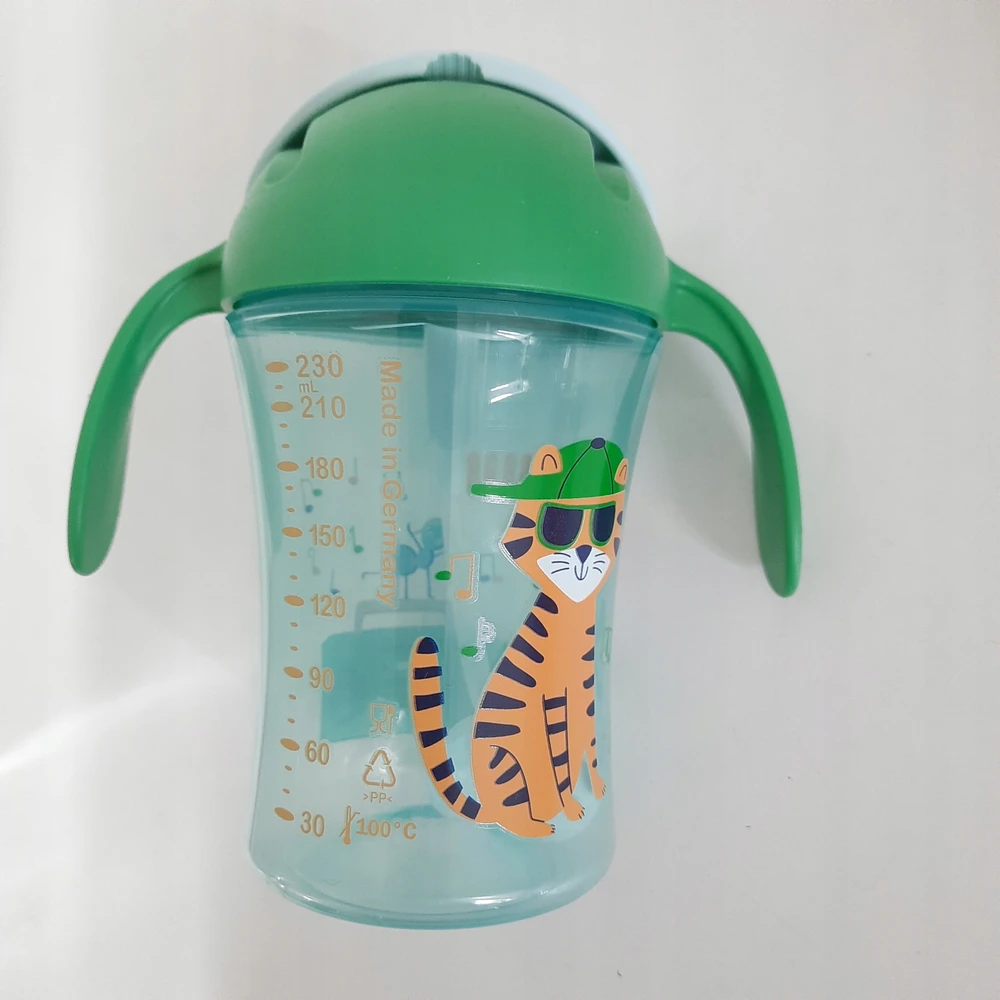 Nuk MOTION CUP neišsiliejantis puodelis su pasvertu šiaudeliu