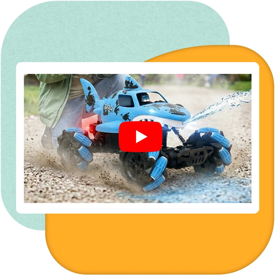 Nuotoliniu būdu valdomas automobilis RC Shark Blaster, šaudantis vandeniu PLAYIO