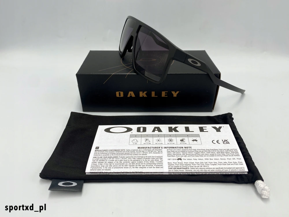 Oakley Helux akiniai nuo saulės, matinis juodas, Prizm Pilkas Gradient