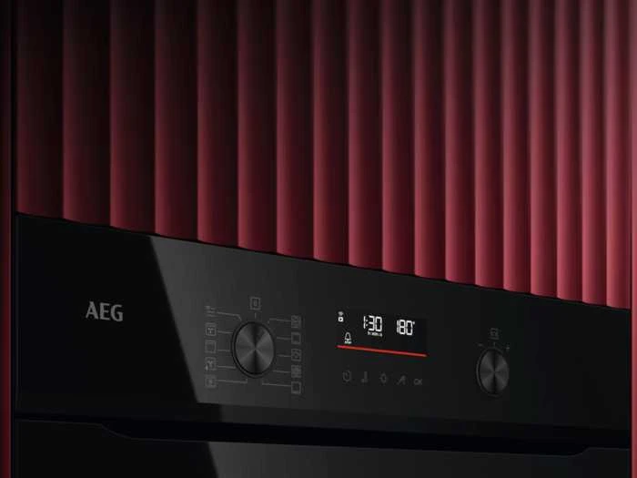Orkaitė AEG NBA5P531AB