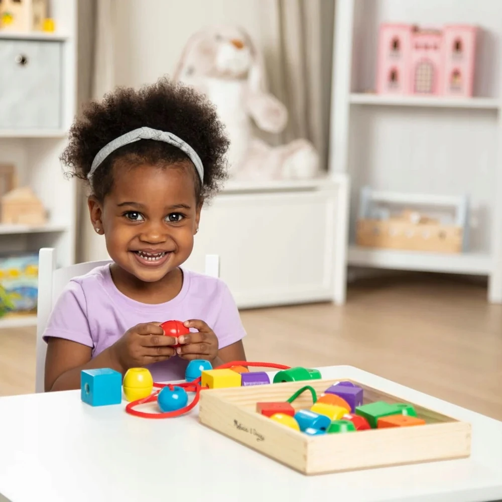 Pagrindinių raištelių karoliukai - MELISSA & DOUG - Trisdešimt medinių karoliukų - Mišrus - Nuo 3 metų