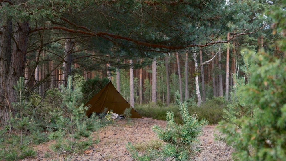 Palapinė Bushmen Ultra-light rain tarp 3 x 2m, su 13 tvirtinimo taškų