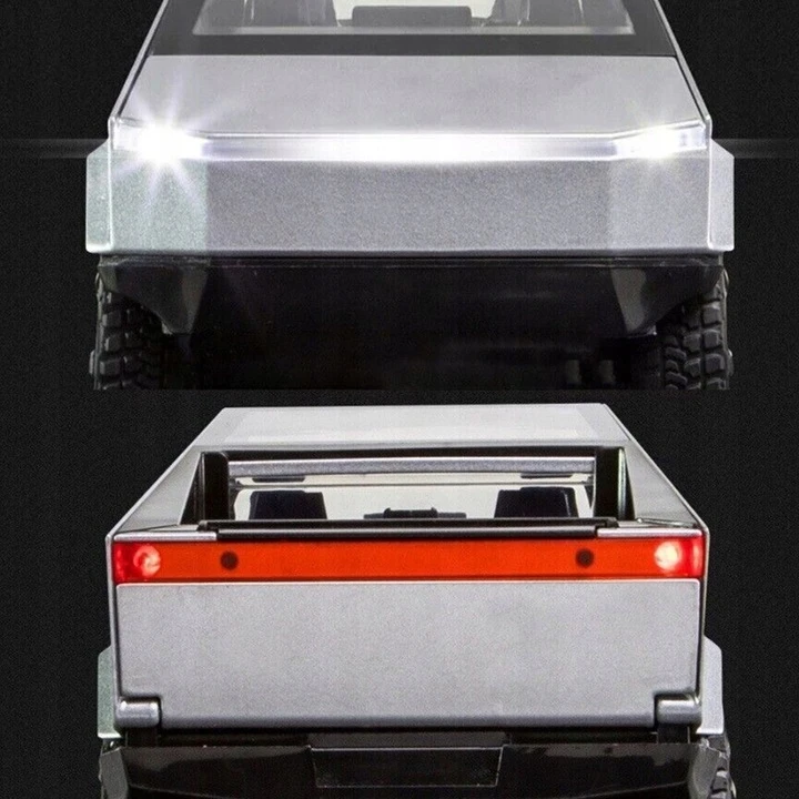 Pan i Pani Gadżet METALINIS MODELIS TESLA CYBERTRUCK SU QUAD 1:24 LED GARSO ATIDARYMOMIS DURELĖMIS