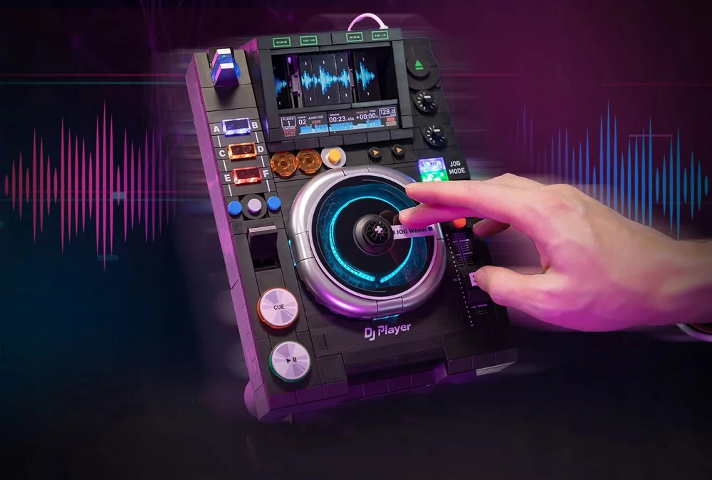 PANTASY BLOCKS DJ KONSOLE SU INTERAKTYVIMIS FUNKCIJOMIS + LED 869 EL.