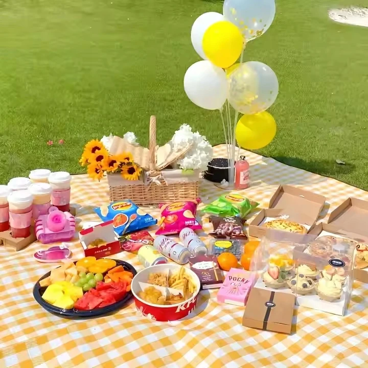 PAPLŪDŽIO PIKNIKO ANTKLĖ 200x200 cm TURISTINIS PIKNIKO KILMĖLIS