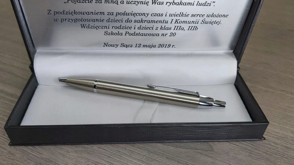 Parker Urban Gt rašiklis su graviravimu ir odiniu dėklu