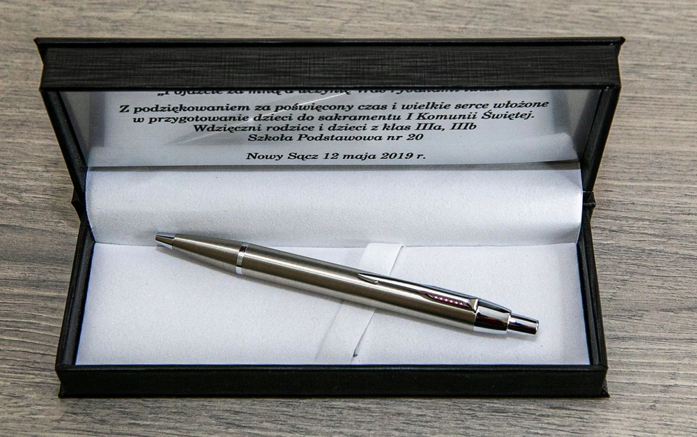 Parker Urban Gt rašiklis su graviravimu ir odiniu dėklu