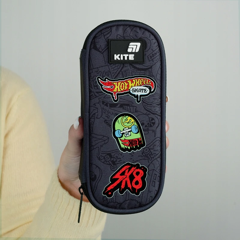 Kite Pieštukas case without supplies HW26-599. 21 cm x 8.5 cm. juodas
