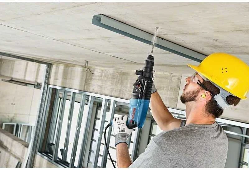 Bosch Perforatorius GBH 2-26 F su keičiamu griebtuvu