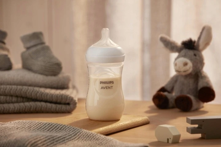 PHILIPS AVENT BUTELIUKŲ RINKINYS NAUJAGIMIUI NATURAL RESPONSE SCD838/13, Baltas