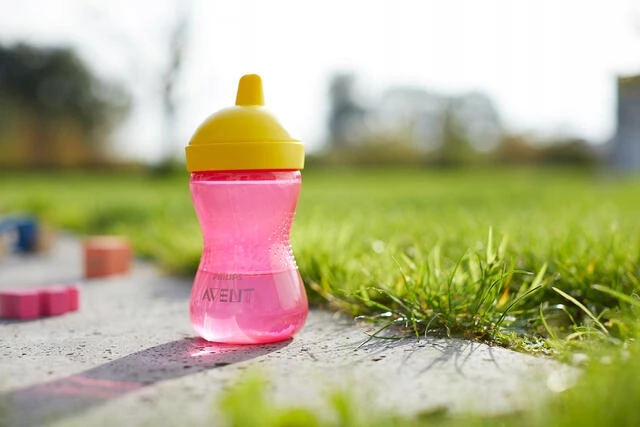 Philips AVENT „My Grippy“ puodelis su kietu snapeliu, 300 ml / 10 oz, 18 mėn.+