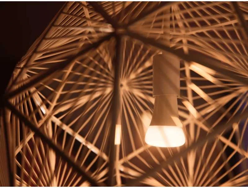 Išmanaus apšvietimo rinkinys Philips Hue 3x E27 lemputės + reguliatoriaus jungiklis