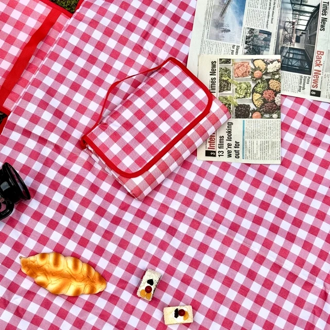 PIKNIKO ANTKLĖ 200X200 PAPLŪDIKIS SU IZOLIACIJA DIDELI VANDENIUI ATLIERIA RAUDONA MONTESSA