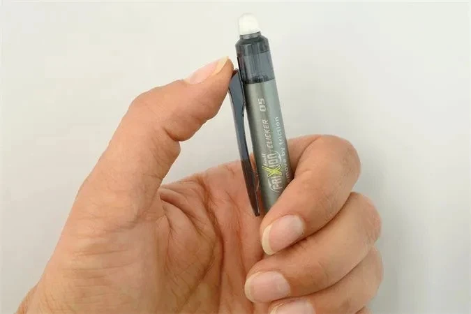 Pilot Pen Automatinis rašiklis Pilot Frixion Clicker, 0.5 mm,su trynikliu, juodas