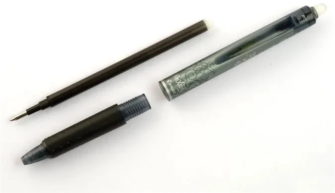 Pilot Pen Automatinis rašiklis Pilot Frixion Clicker, 0.5 mm,su trynikliu, juodas