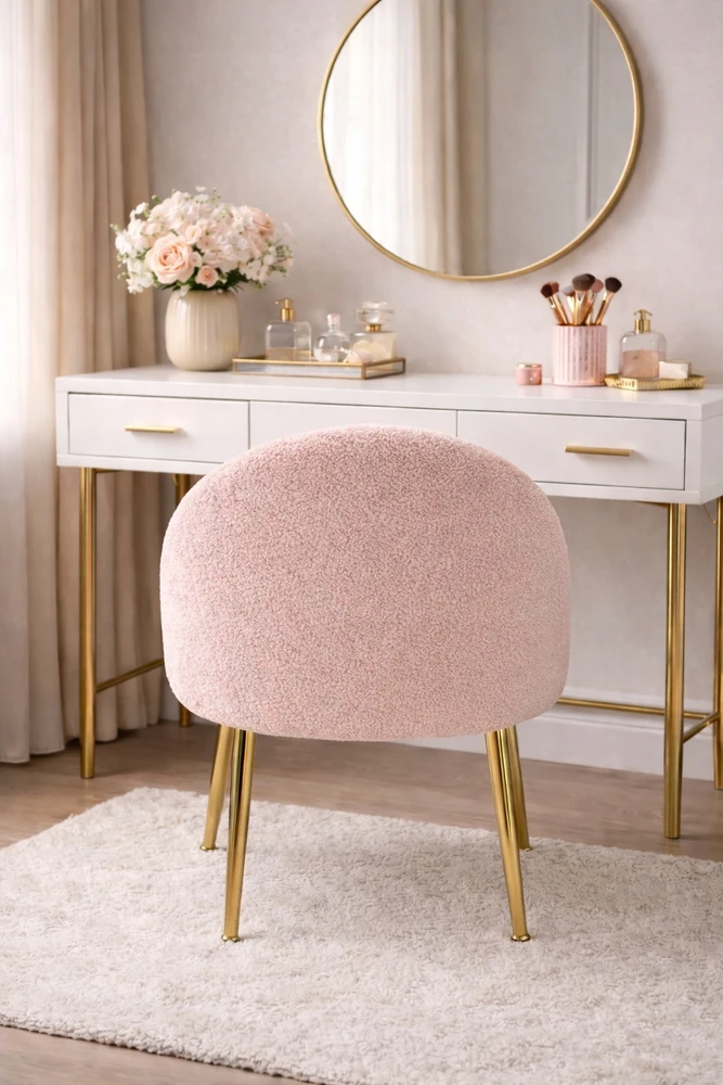 Pink BOUCLE "LAMB" MINŠTA KĖDĖ Rožinis GOLD LEGS GLAMOUR TEDDY stiliaus