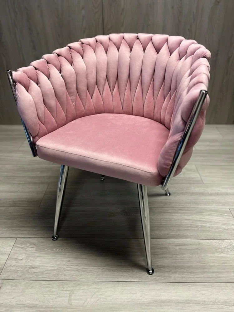 Pintas aksominis fotelis Rožinė pintinė kėdė Glamour stilinga Lugano.pro