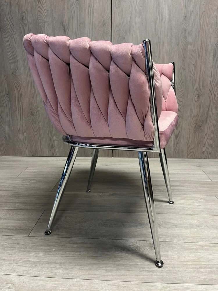 Pintas aksominis fotelis Rožinė pintinė kėdė Glamour stilinga Lugano.pro