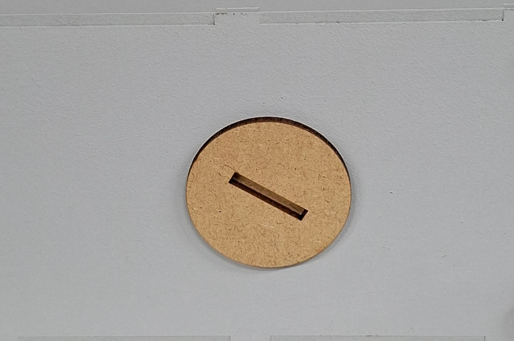 Pio Art SKARBONKA XL otwierana imieniem dziecka NAMELIS duży chatka MIŚ Baltas kolory