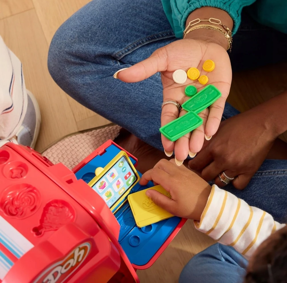 Play-Doh picerijos paspirtukas, žaidimų tešla, 10 vamzdelių + priedai