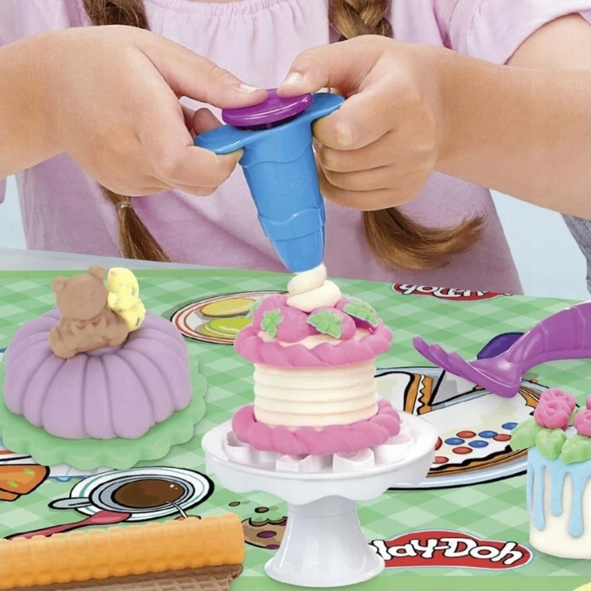 „Play-Doh“ pyragų virtuvė „Sweet Cookies“ TORTAS 8 TUB 23 EL. F2773