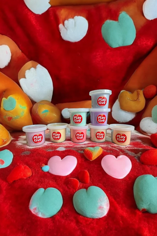 Playtive Ciastolina w 8 pastelowych kolorach do kreatywnej zabawy