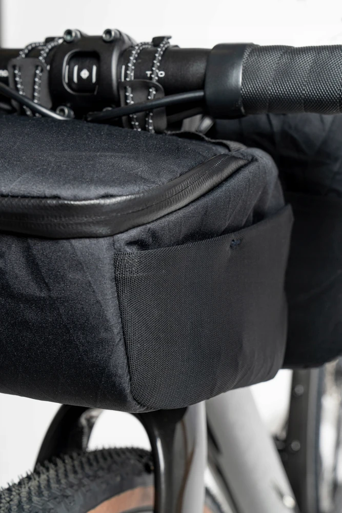 POC Ultra Bar Bag 4L žvyro maišelis juodas ČIA