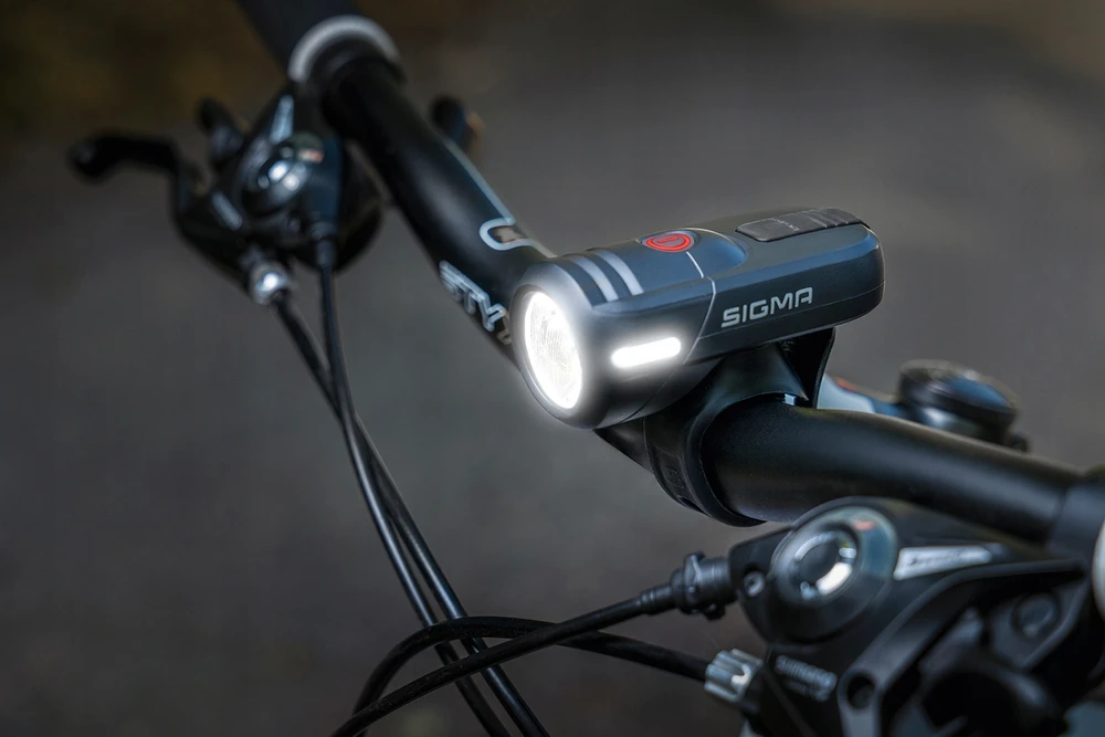 Priekinė lempa Sigma AURA 45 USB