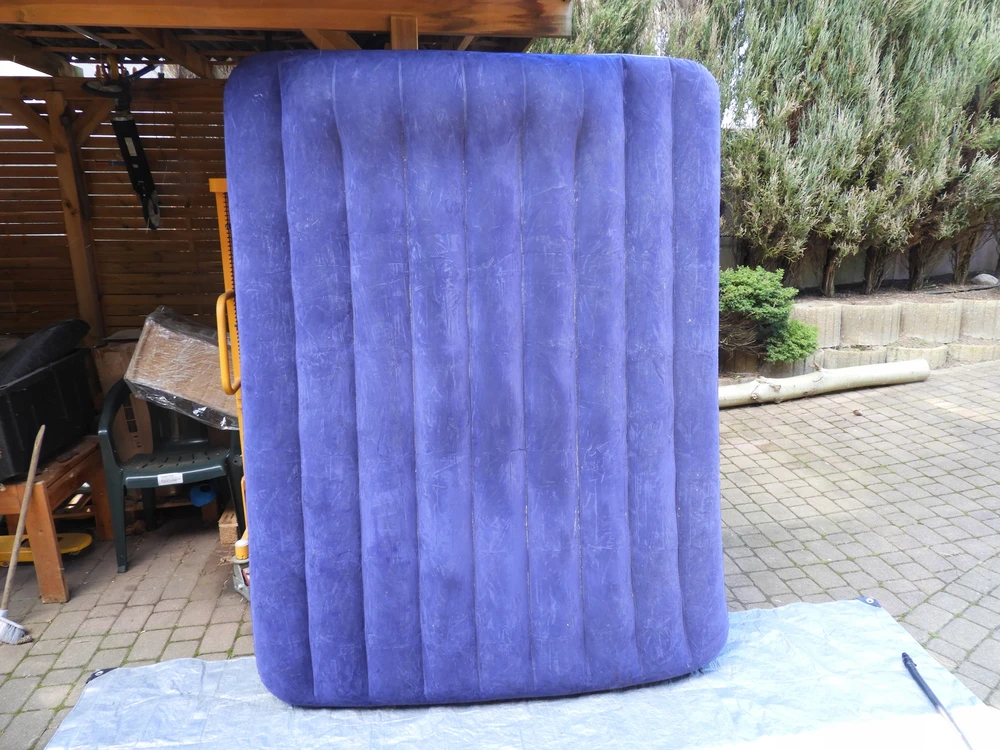 INTEX pripučiamas dvivietis čiužinys 191x137x22 cm 68758
