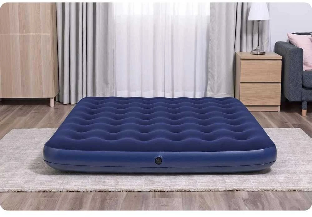 Pripučiamas čiužinys 203x152x22 cm su stūmokliniu pompa Bestway 67003