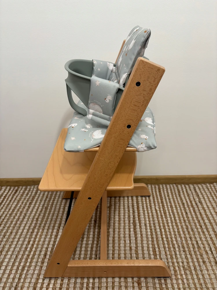 PROMOTION vandeniui atsparios pagalvėlės Stokke Tripp Trapp 2in1 žąsų šalavijui