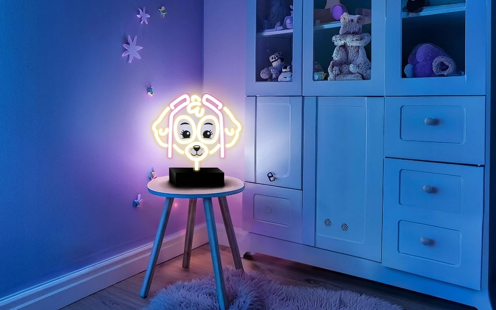 Psi Patrol Neoninė LED lemputė su stovu Paw Patrol – Skye OW-120546