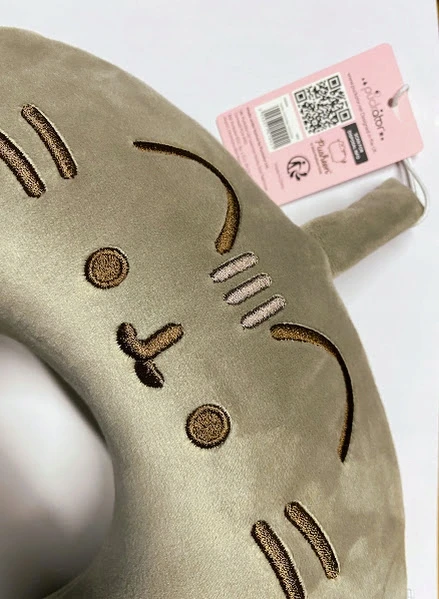 Puckator Kelioninė pagalvė Pusheen, pilka