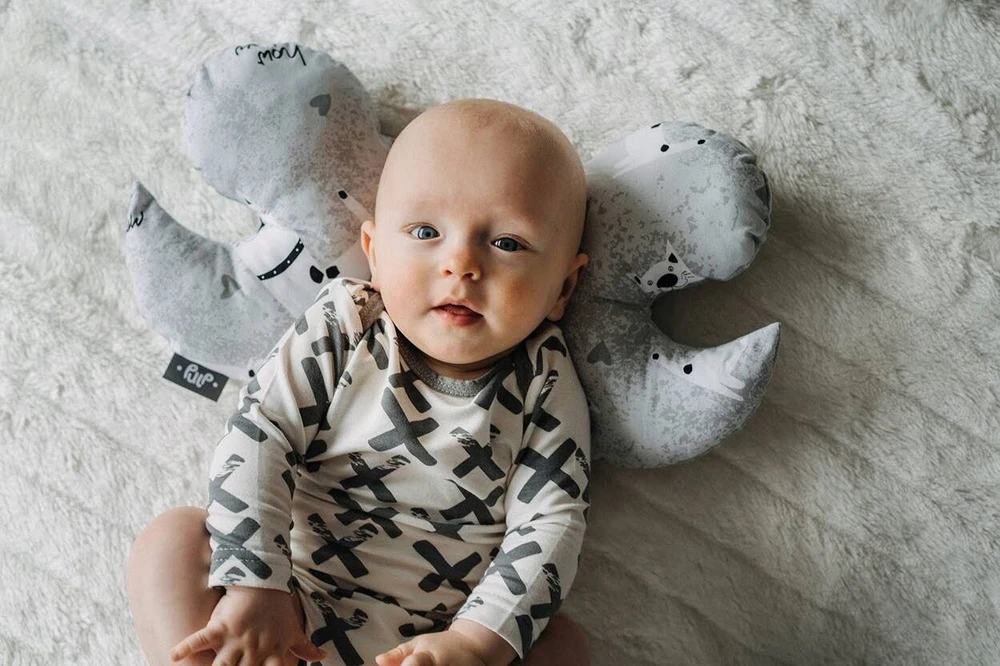 Pulp Bamboo Minkštimas – medvilninė antišokinė pagalvė: zuikiai