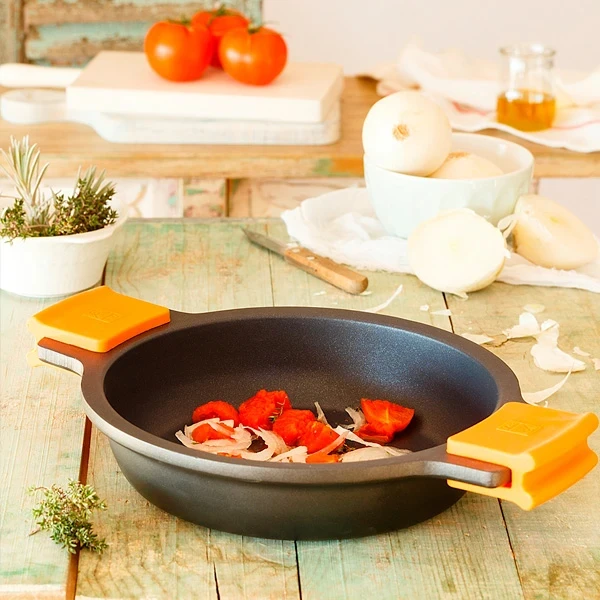 Puodas TRADYCYJNY BRA Puodas 3.1 L 28 cm aluminiowy su dangteliu