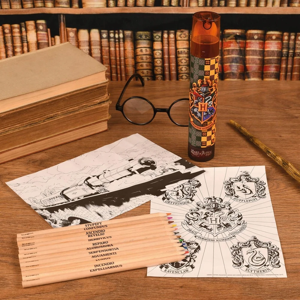 Pyramid Harry Potter - Pieštukas crayon set in tube of 12 with sharpener (Hogwarts)