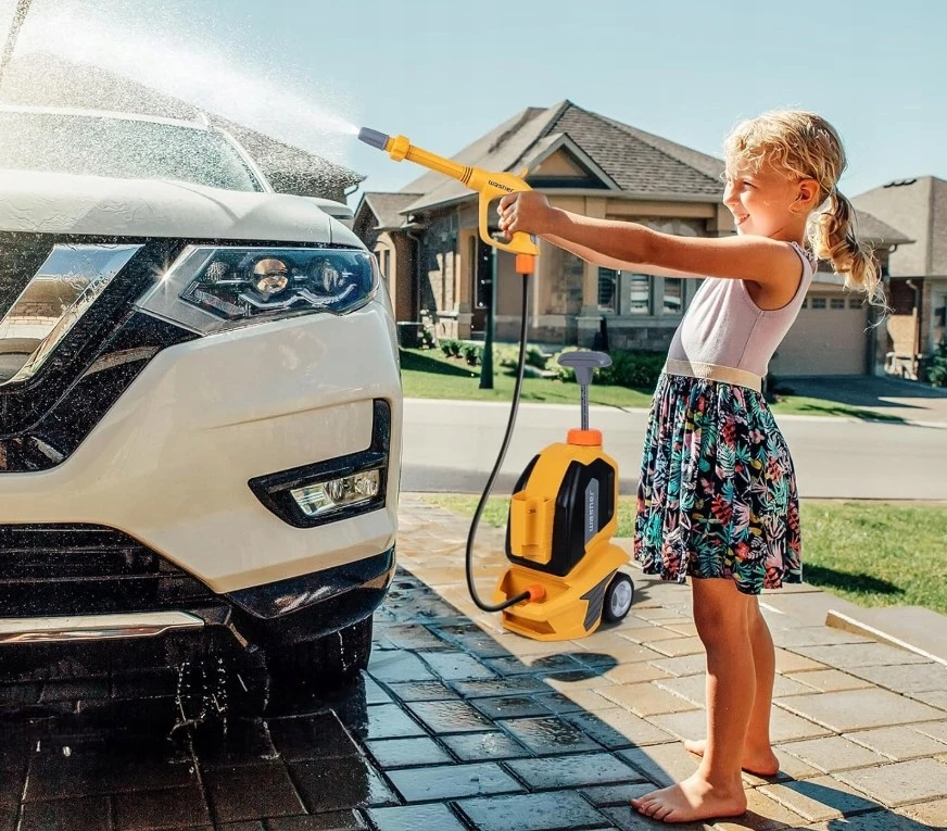 R2 Žaislinis slėginis ploviklis vaikams. Automobilių plovykla kaip tikra