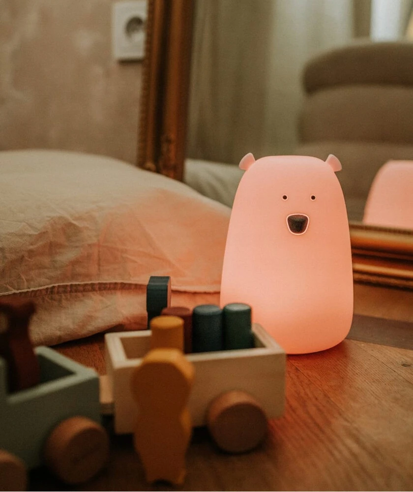 Rabbit & Friends Meškiuko lempa su nuotolinio valdymo pultu - rožinė