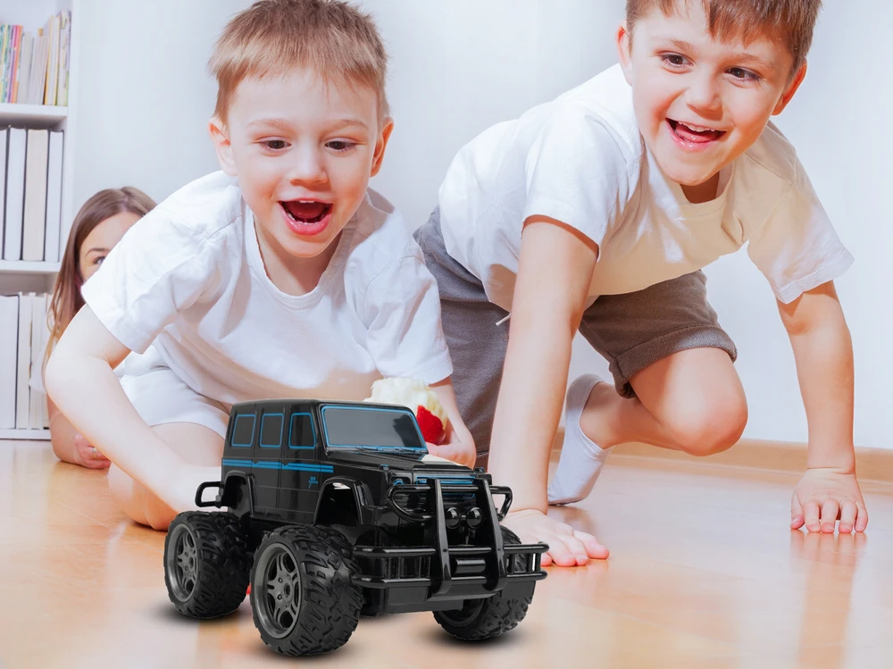 Malplay Žaislinis visureigis valdomas nuotoliniu būdu RC