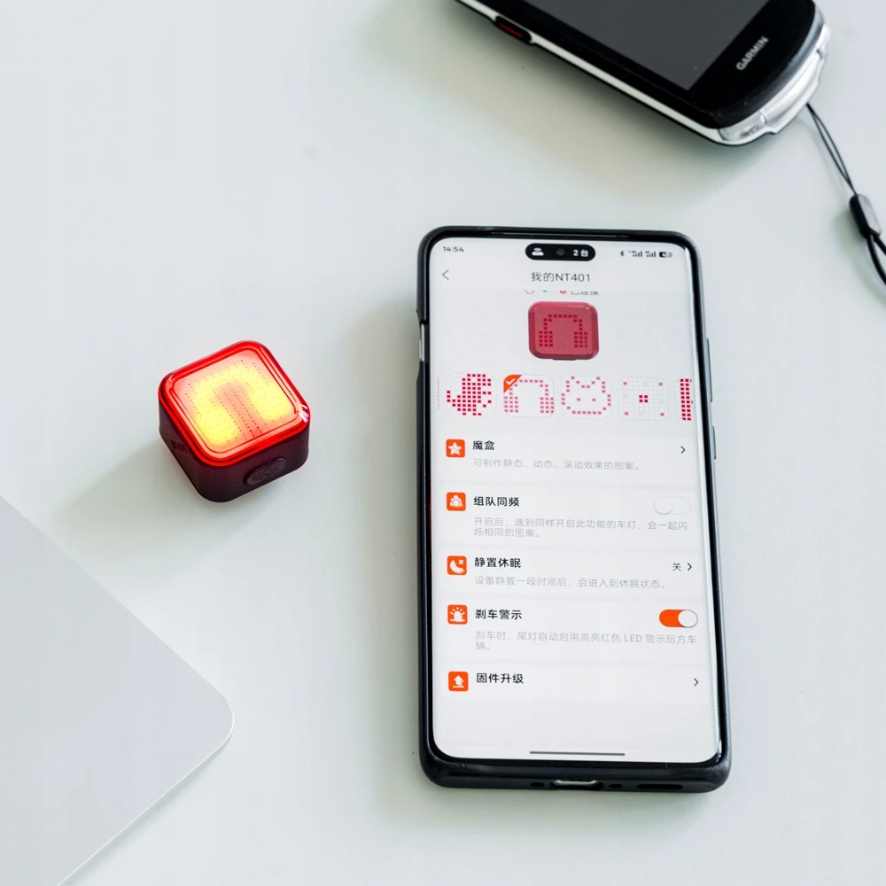 RAVEMEN NT401 LED dviračio galinis žibintas 40 lm USB-C Atsparus vandeniui IPX6