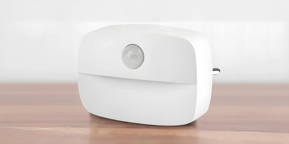 Renew Force LED naktinis apšvietimas, skirtas kontaktui su „Twilight Motion Sensor“ 3 režimų lizdu
